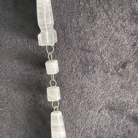 Vintage Etched White Agate Stone Pendant Necklace Carved - Picture 3 of 6